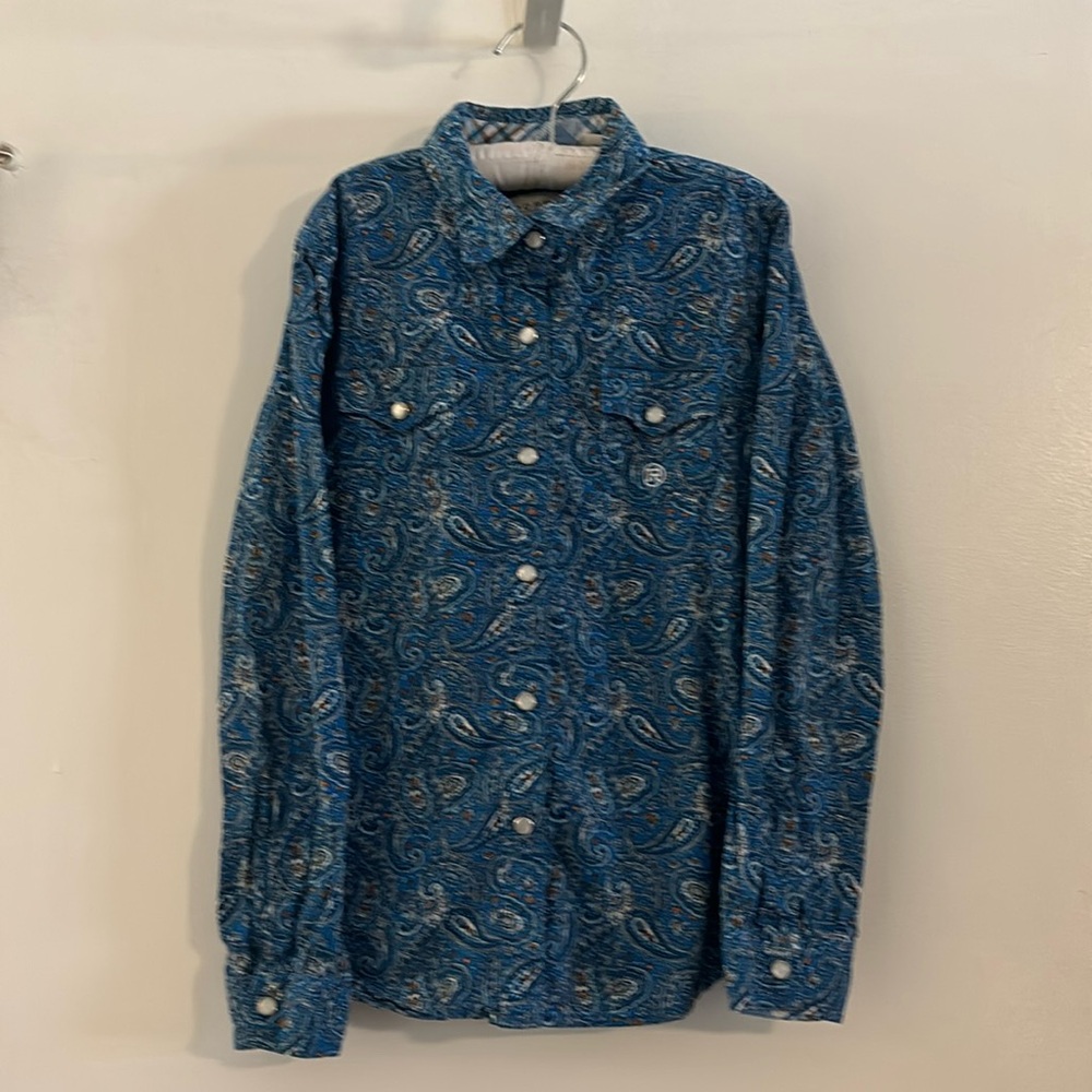 Girls Roper long sleeve blue paisley top, size 7-8.